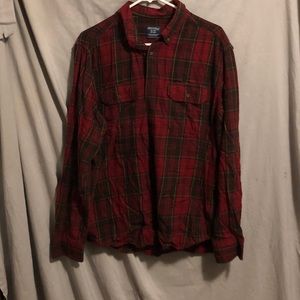 Plaid long sleeve button up flannel